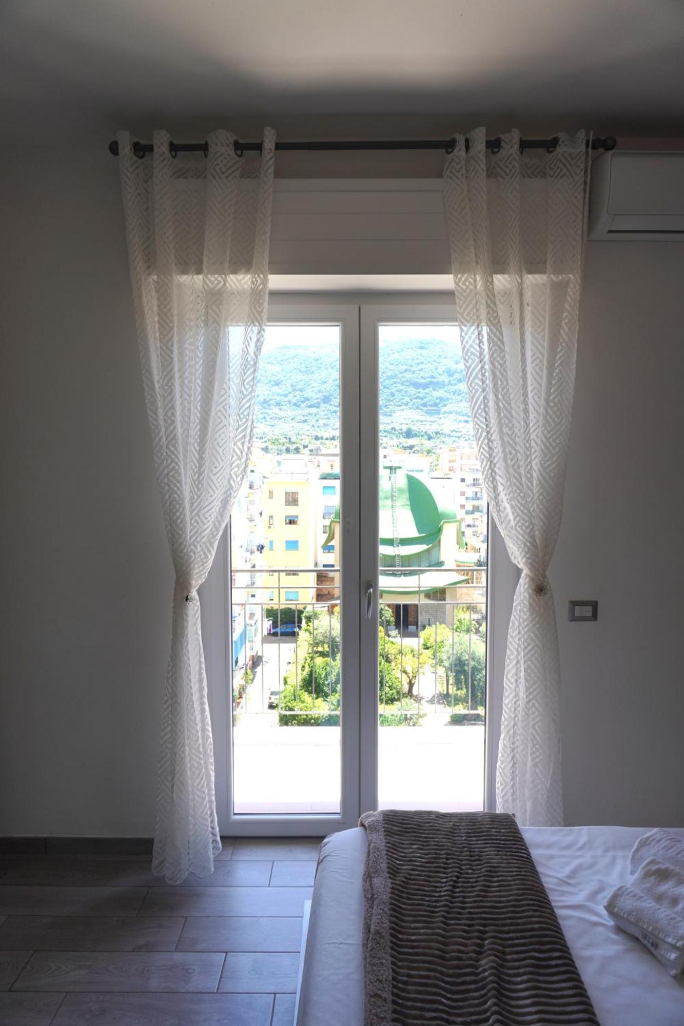 Апартаменти Casa Nelida, Sorrento Centre Екстер'єр фото